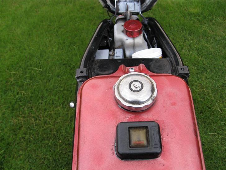 Suzuki FZ50 (SOLGT) billede 16