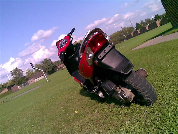 PGO G-max solgt billede 2