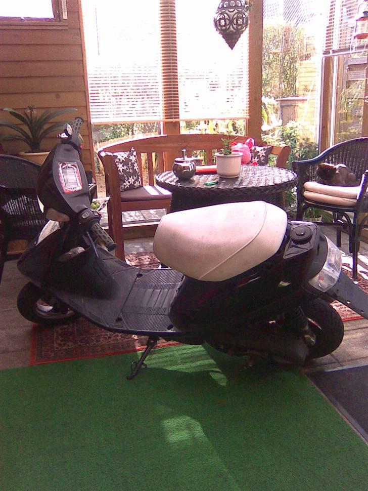 Yamaha jog SOLGT!!! billede 2