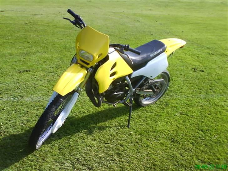 Suzuki rmx (SOLGT) billede 3