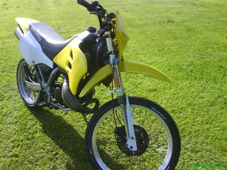 Suzuki rmx (SOLGT) billede 4