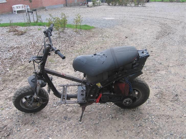 Piaggio nrg smadret billede 1