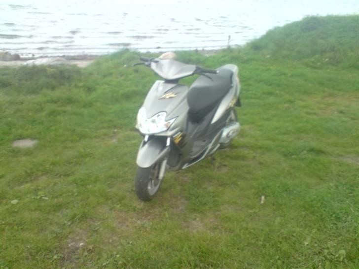 Yamaha JOG R billede 1