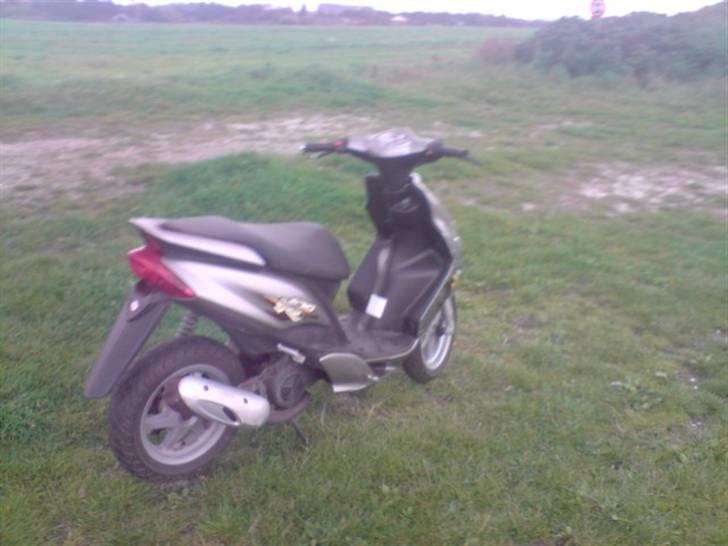 Yamaha JOG R billede 3