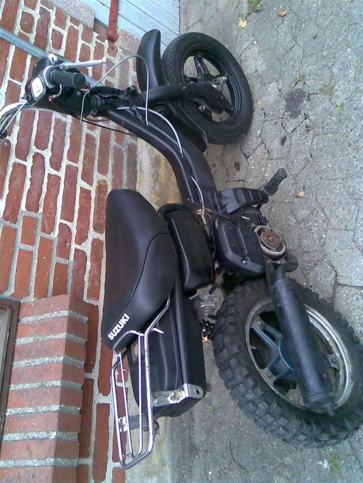 Suzuki FZ 50 billede 4