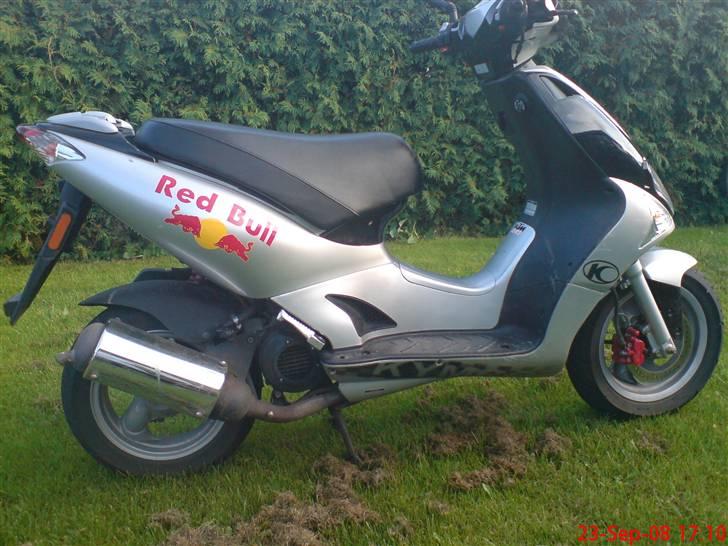 Kymco Super 9 Red Bull billede 9