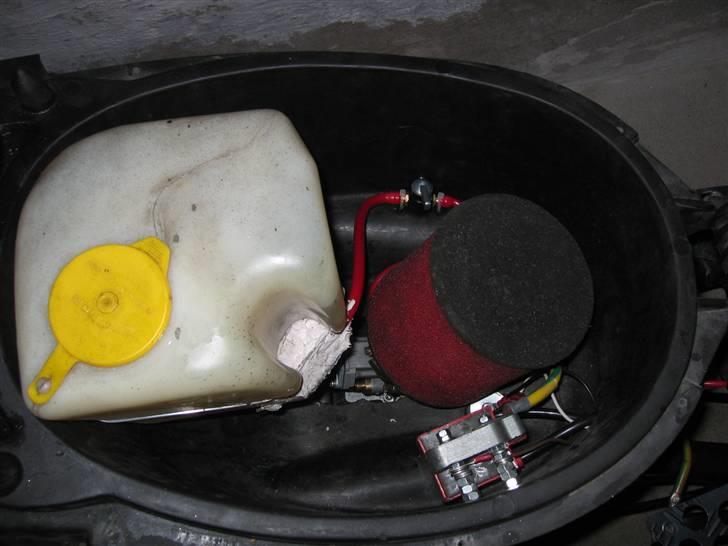 Aprilia Sonic R-Setup SOLGT billede 4