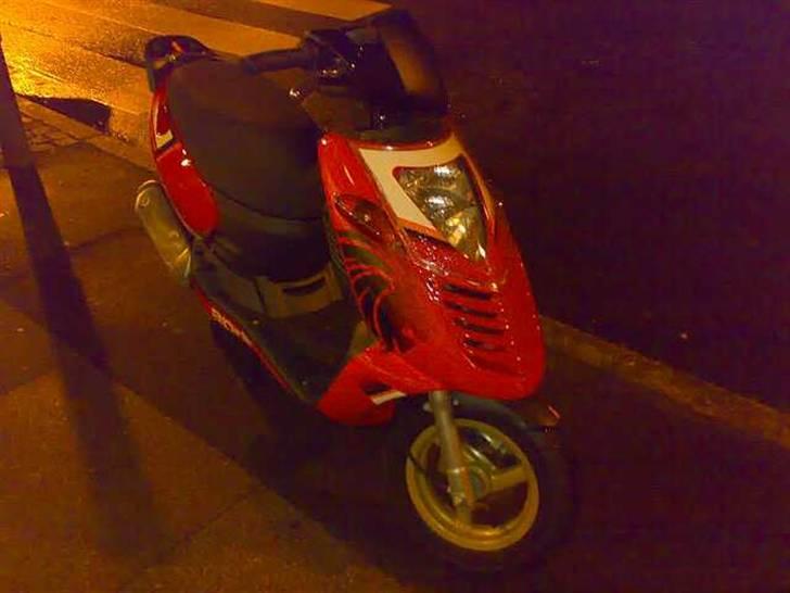 Aprilia Sonic - Sorry billedkvaliteten, er taget om aftenen. billede 6