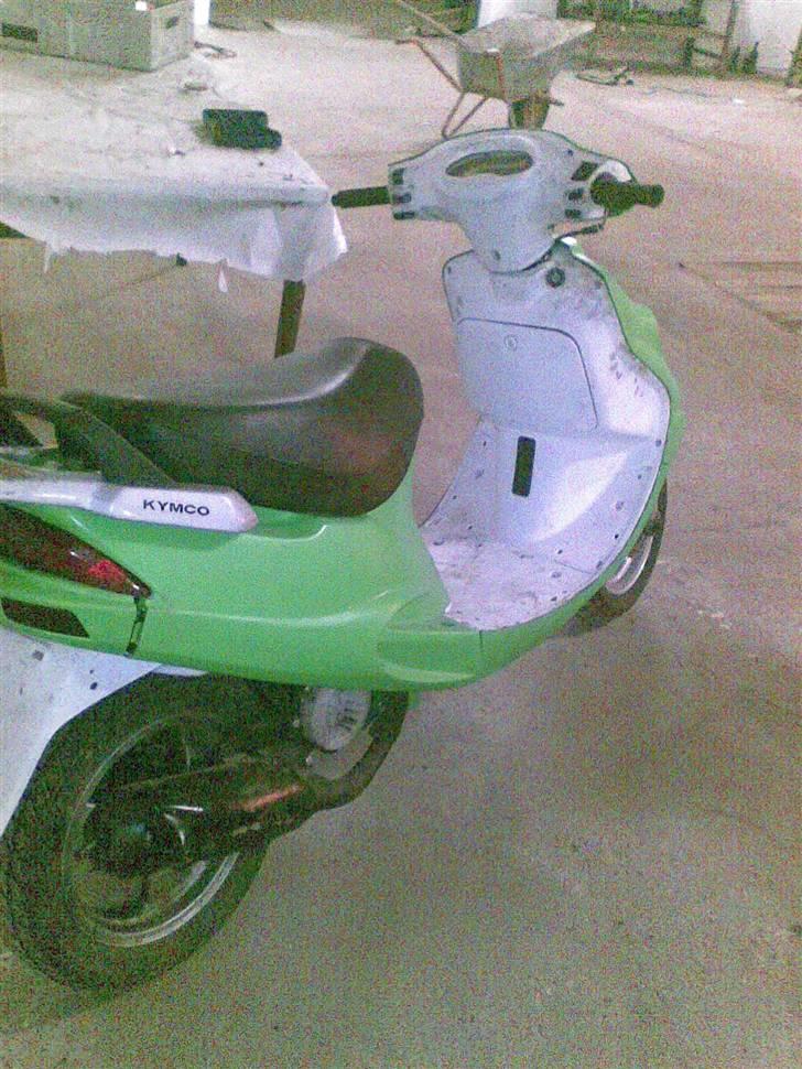 Kymco K12  $SOLGT$ - Som den står nu  billede 9