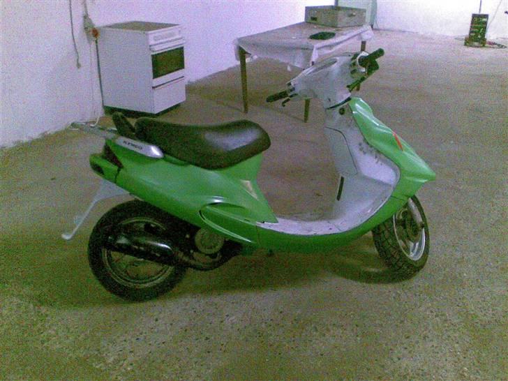 Kymco K12  $SOLGT$ - Som den står nu billede 10