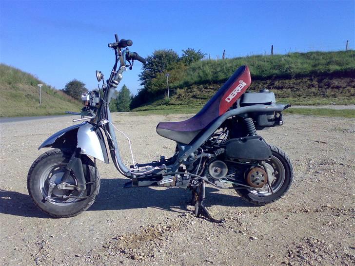 Honda Lead 102ccm TIL SALG - Nu som Chopper ! Totalt syg at køre på , overhovedet ingen balance dernede.. billede 8