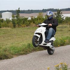 Yamaha jog r (solgt)