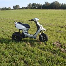 Yamaha Bws NG ( SOLGT )