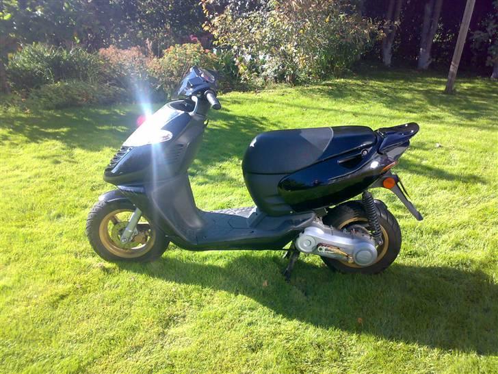 Aprilia Sonic - SOLGT! billede 8