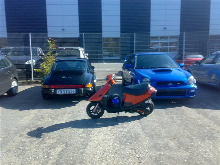 PGO comet *orange power* - min comet foran en lille porsche og en subaru impreza wrx :) billede 10