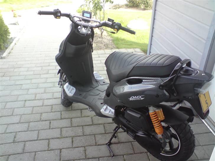 PGO pmx naked Carbon *solgt* billede 8