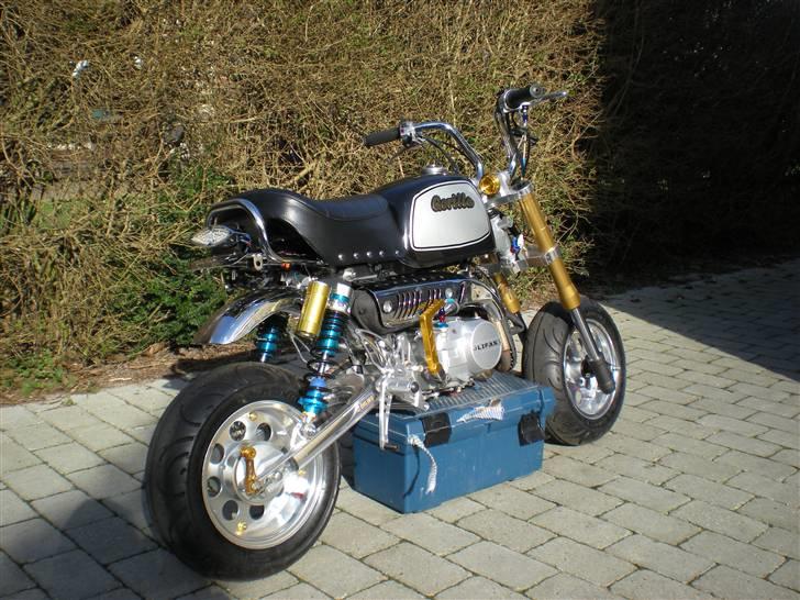 Skyteam gorilla Solgt ! billede 1