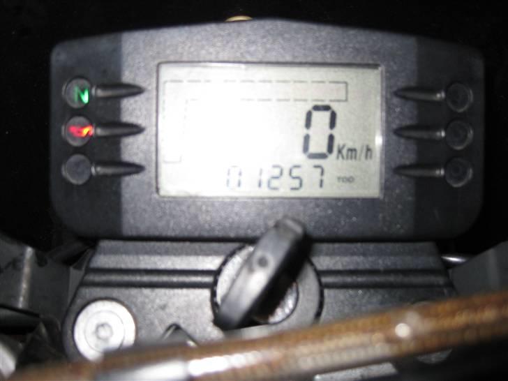 CPI Supercross SX. LC.Byttet! - Lige da jeg havde skubbet den ud af bilen :D billede 5