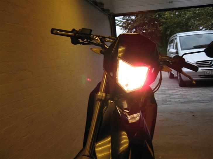 CPI Supercross SX. LC.Byttet! - Lige da jeg havde skubbet den ud af bilen :D billede 6