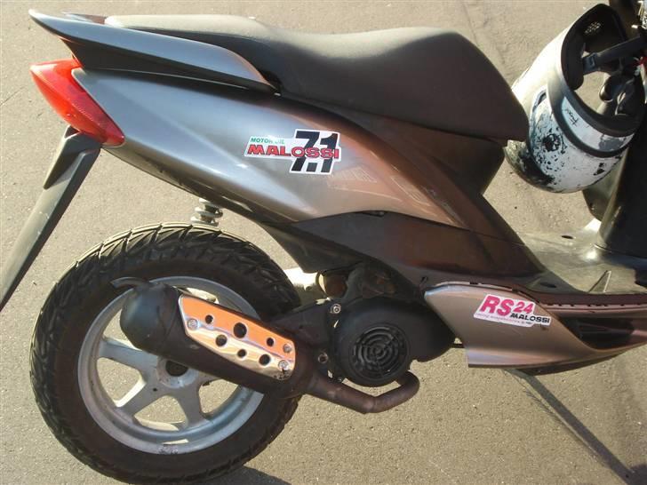 Yamaha Jog R {Solgt} billede 6