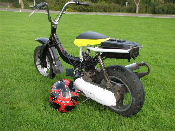 Suzuki Fz/JogR  ¤ SOLGT ¤ billede 3