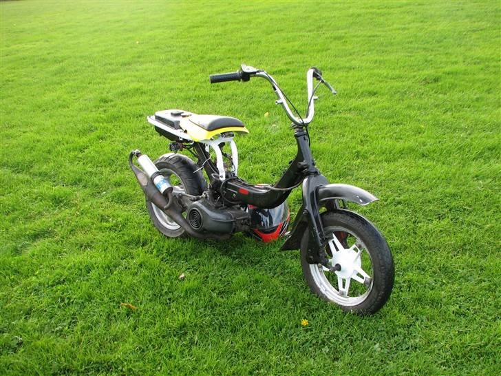 Suzuki Fz/JogR  ¤ SOLGT ¤ billede 4