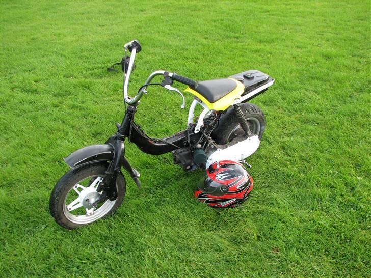 Suzuki Fz/JogR  ¤ SOLGT ¤ billede 6