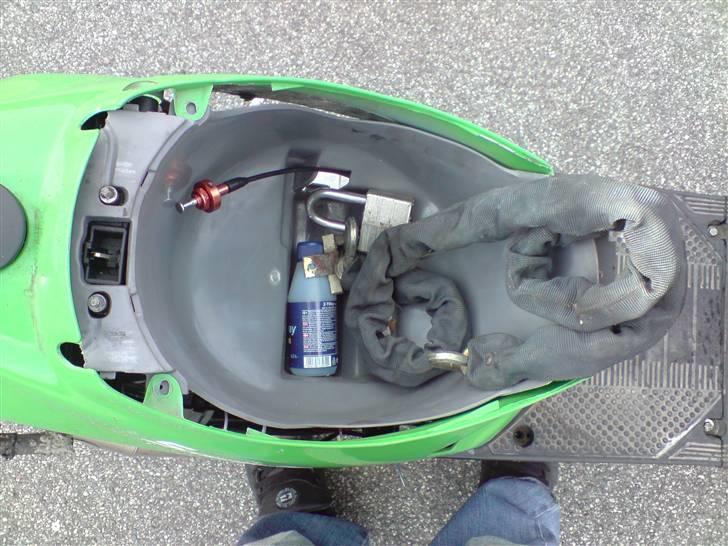 Yamaha Jog Fs |Byttet til bws| - helt nyt sæderum til en jog FS... stik den kællinger:P billede 8