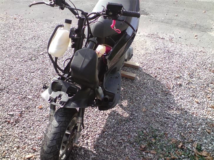 Gilera Runner TS LC DD - Runneren foran. billede 6