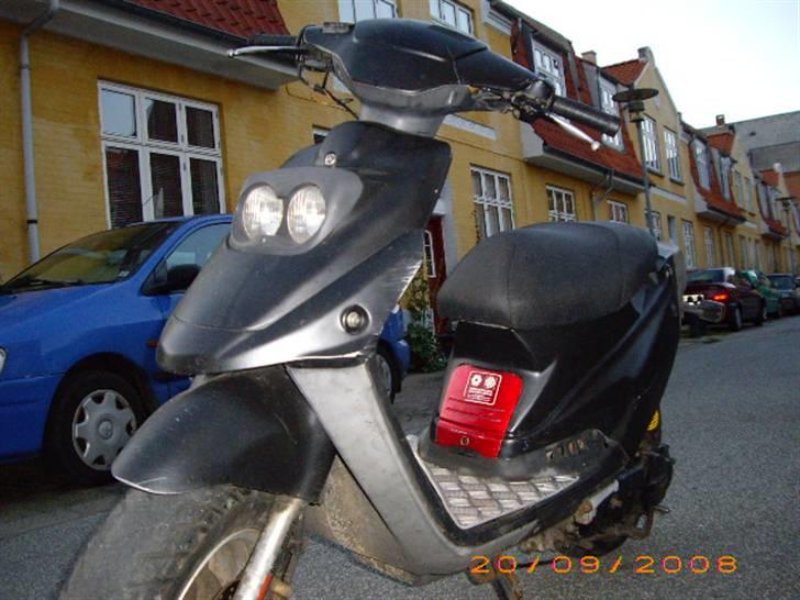 PGO Hot 50 >"SOLGT"< billede 1