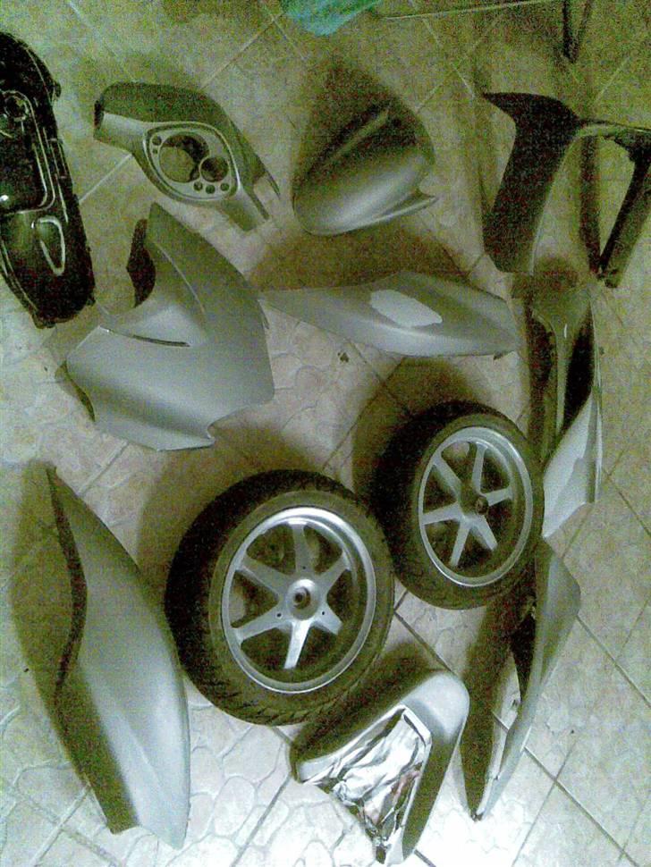 Yamaha Jog R [SOLGT] - inden maling billede 7