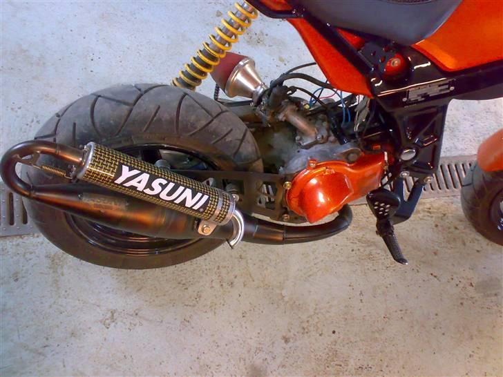 Suzuki street magic byttede billede 5