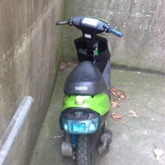 Yamaha Jog fs ( Nakket !)