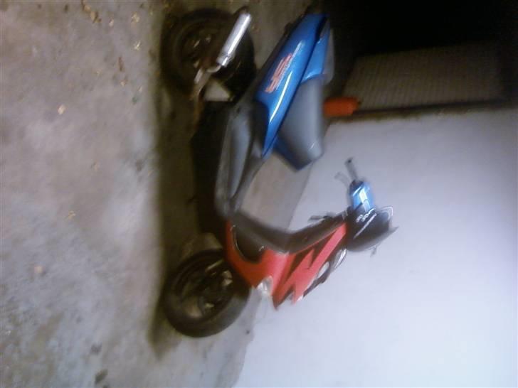 Aprilia Sr 50 Ditech ( solgt ) billede 4