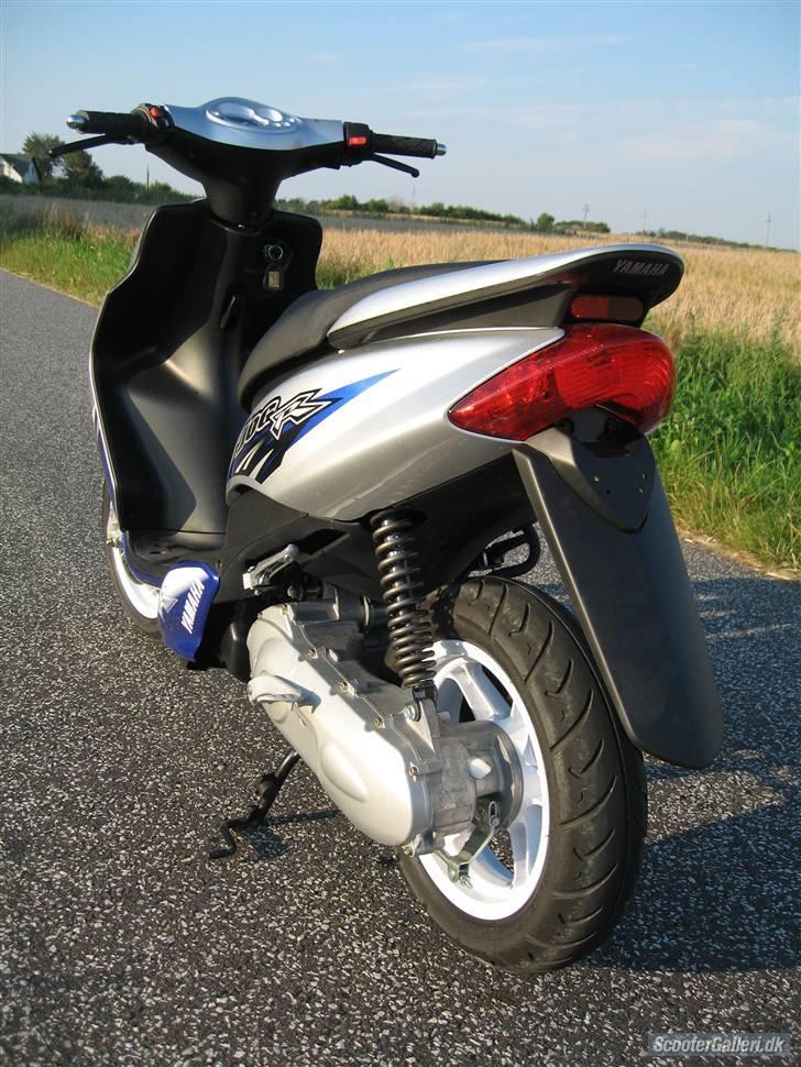 Yamaha jog r (( solgt )) billede 3