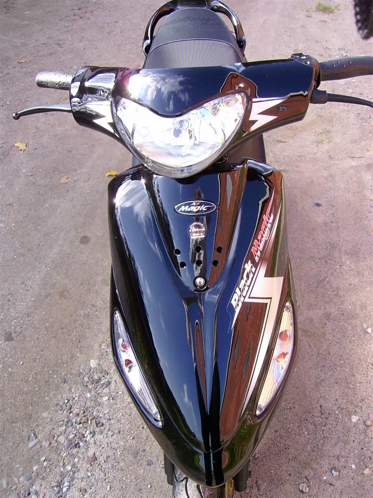 PGO black magic solgt billede 12