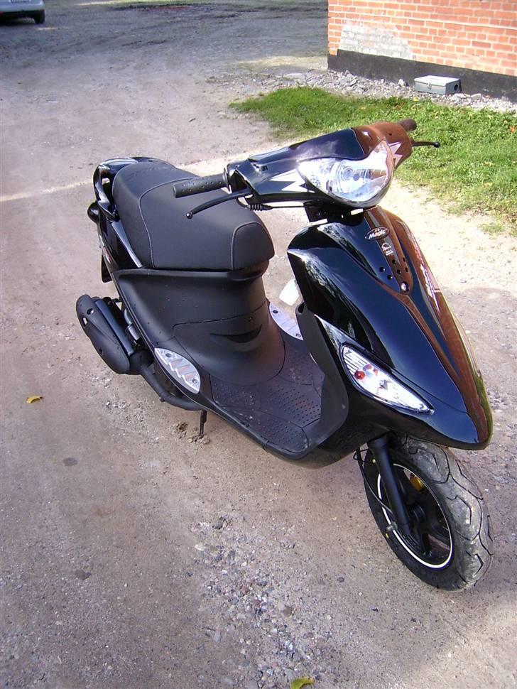 PGO black magic solgt billede 13