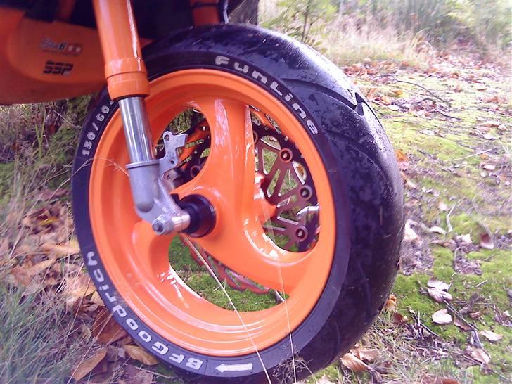 Piaggio ZIP S6R BYTTET - MC3 forfælge + lakeret forgaffel :P!  billede 8