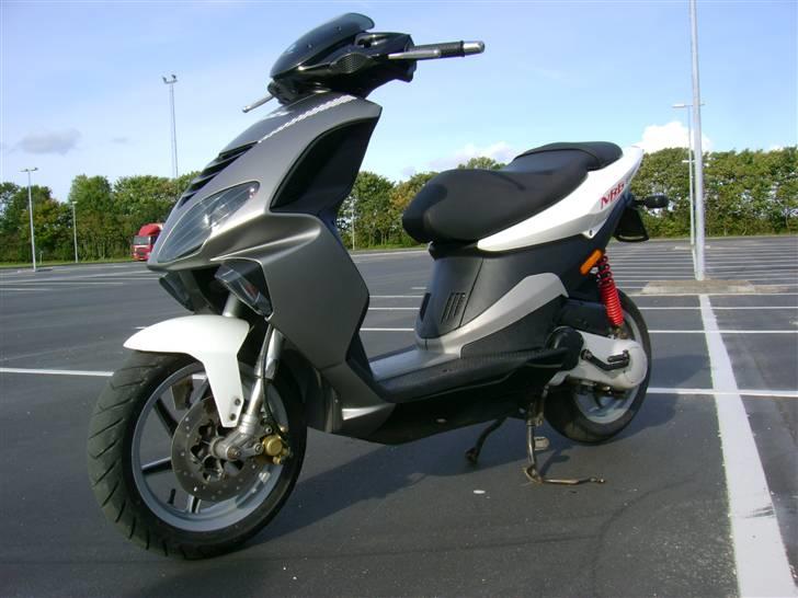 Piaggio Nrg Power DT SOLGT billede 1