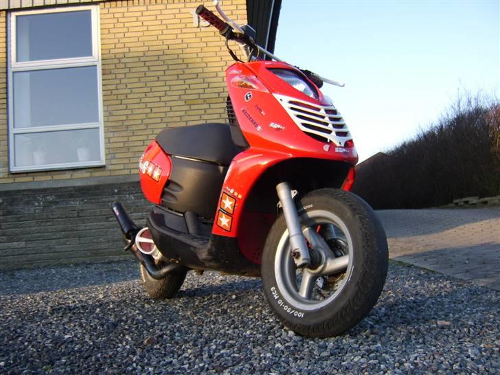Aprilia sonic ==SOLGT== billede 1