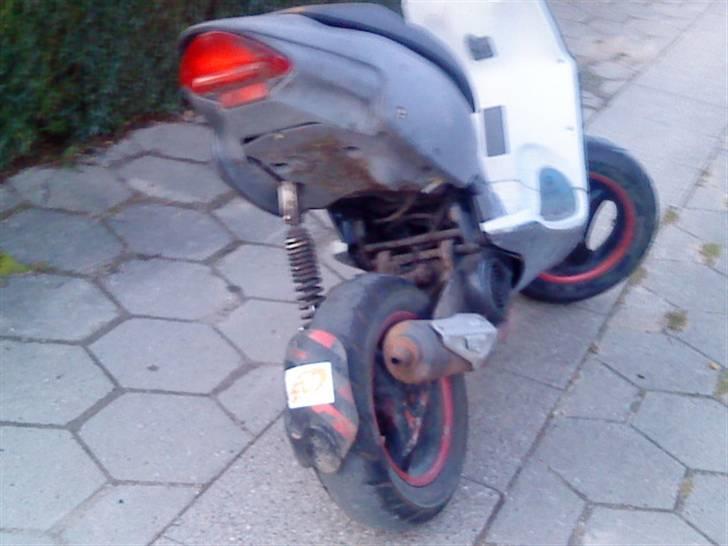 Aprilia rally ac (SOLGT) billede 4