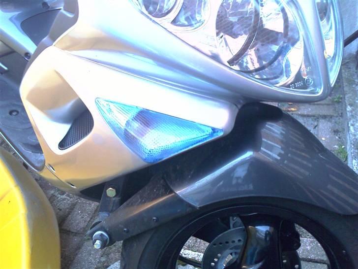 Peugeot Speedfight2 (total skade) - Nyt blinklys glas billede 8