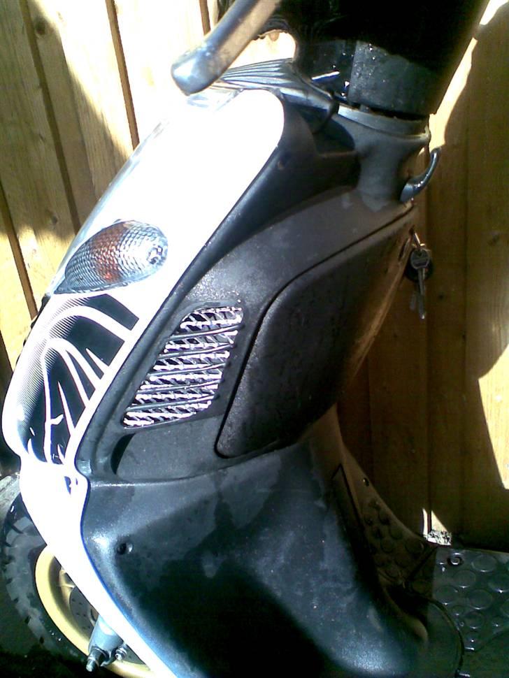 Aprilia sonic GP - SOLGT! billede 7