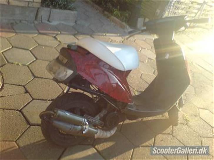 Yamaha jog solgt billede 3