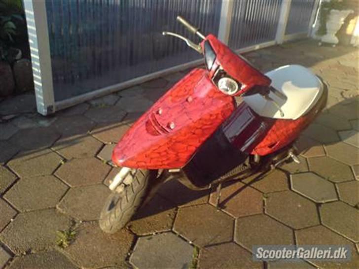 Yamaha jog solgt billede 5