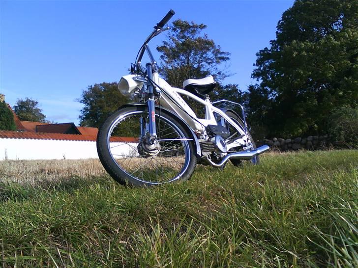 Puch Maxi Snehvide. E50 billede 1