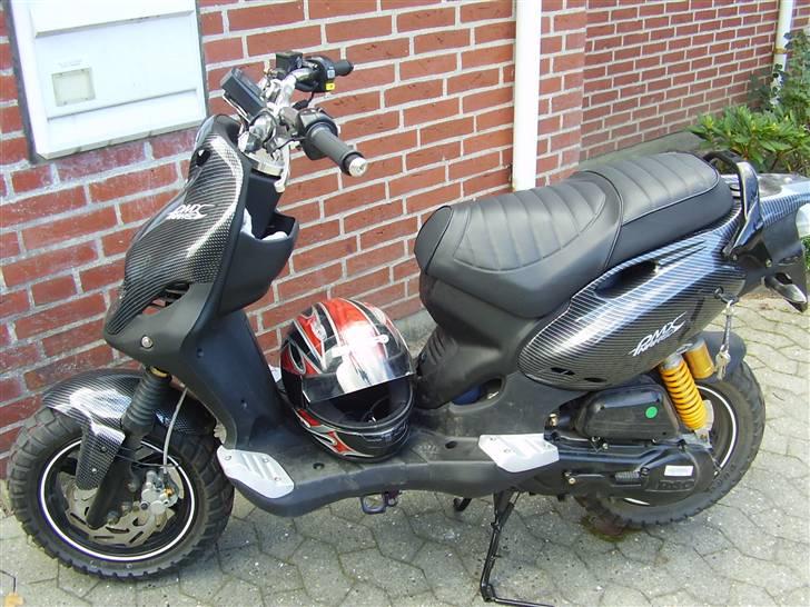 PGO Pmx Naked. SOLGT - HELT NY :´D <3 billede 1