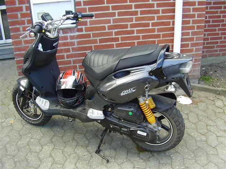 PGO Pmx Naked. SOLGT - HELT NY :´D <3 billede 2