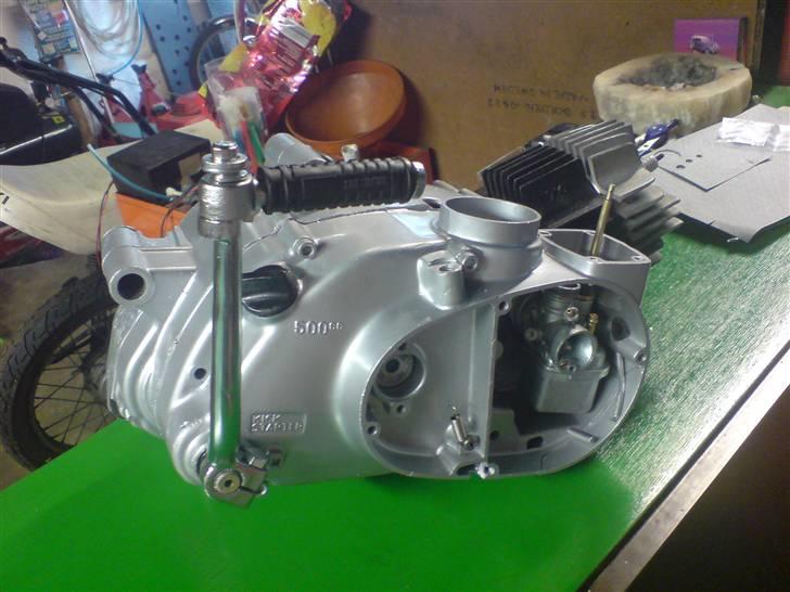 Suzuki K50 solgt - Renset, lodet og malet / lak motor  billede 19