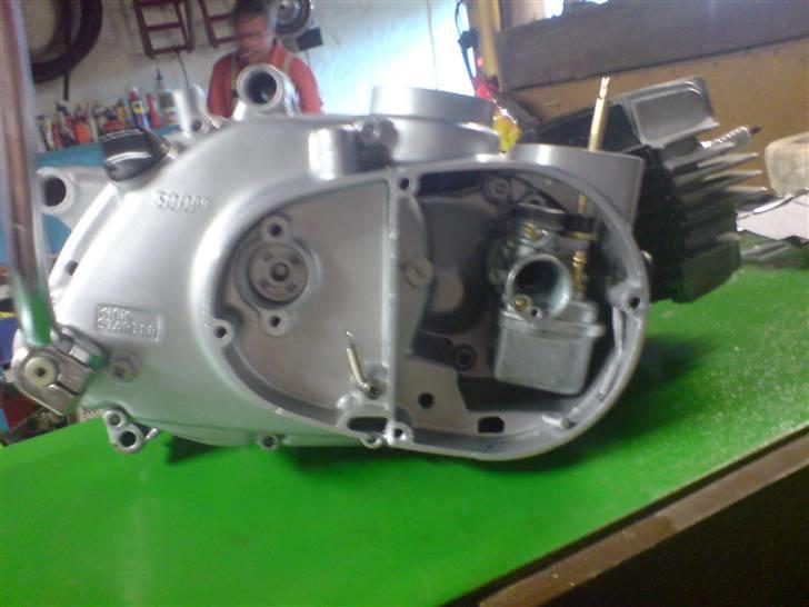 Suzuki K50 solgt - Renset, lodet og malet / lak motor  billede 20
